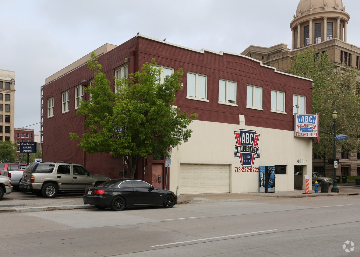 400 San Jacinto Street Capital Realty Group