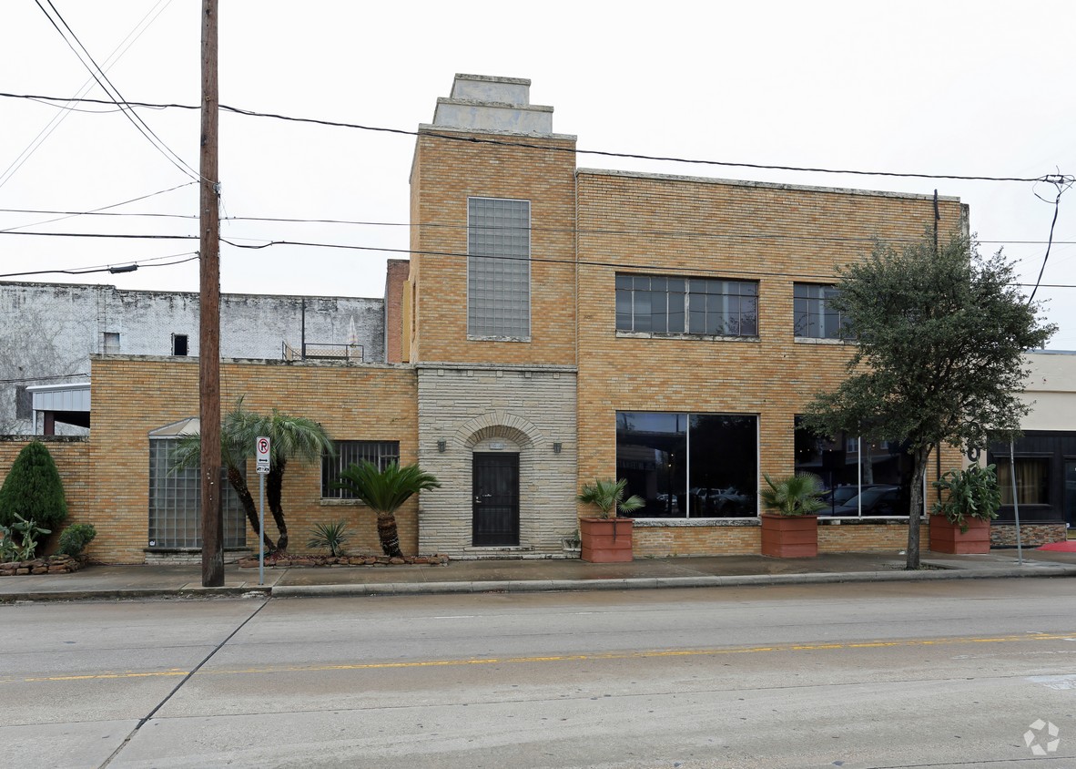 1010 N. San Jacinto Street Capital Realty Group