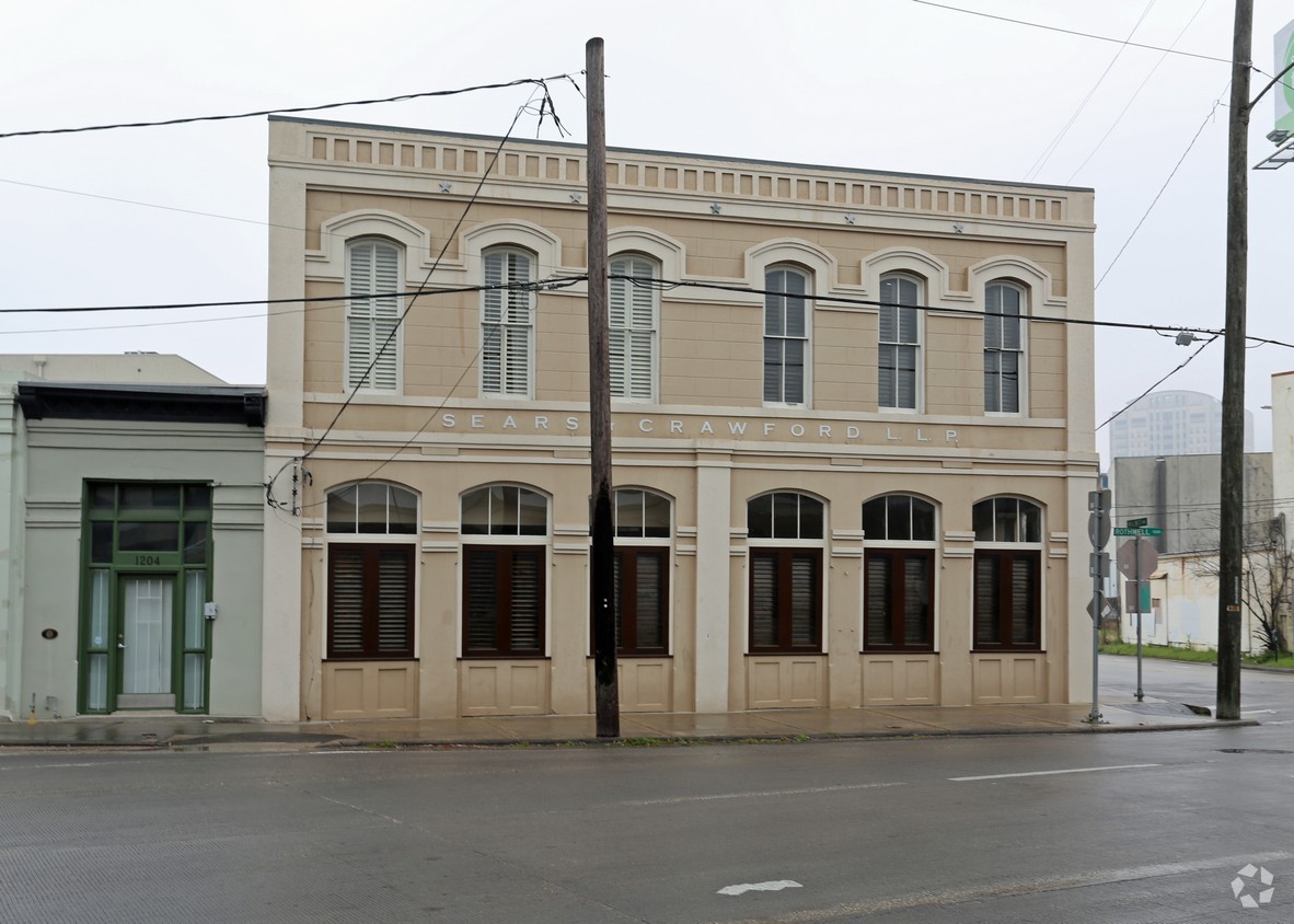 1200 Rothwell Street Capital Realty Group