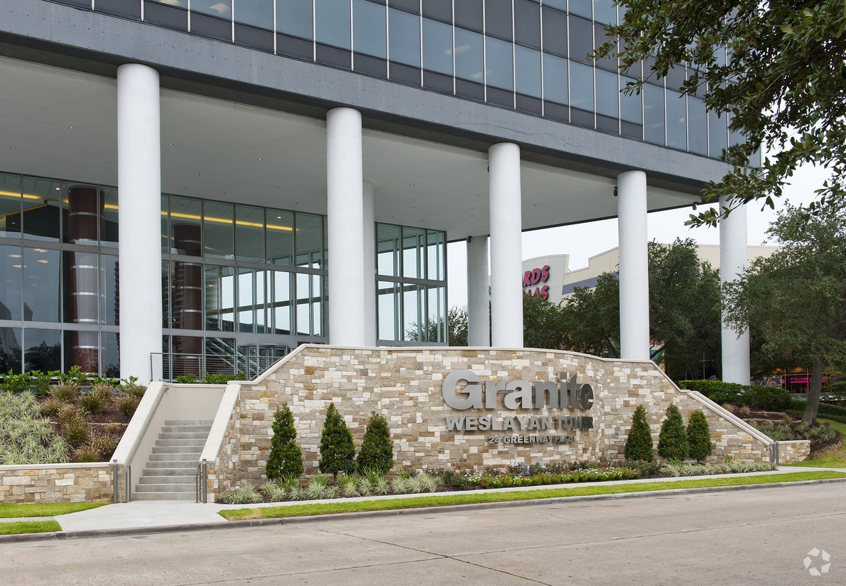24 Greenway Plaza Capital Realty Group