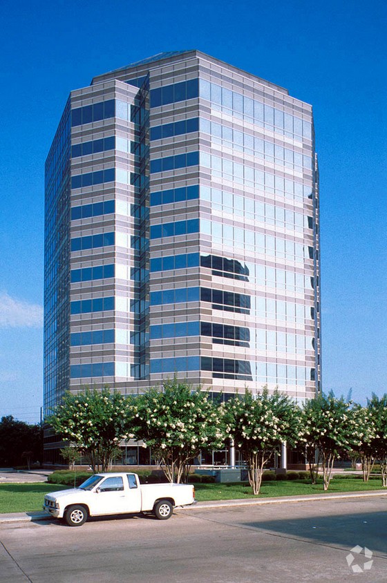 1400 Post Oak Boulevard Capital Realty Group