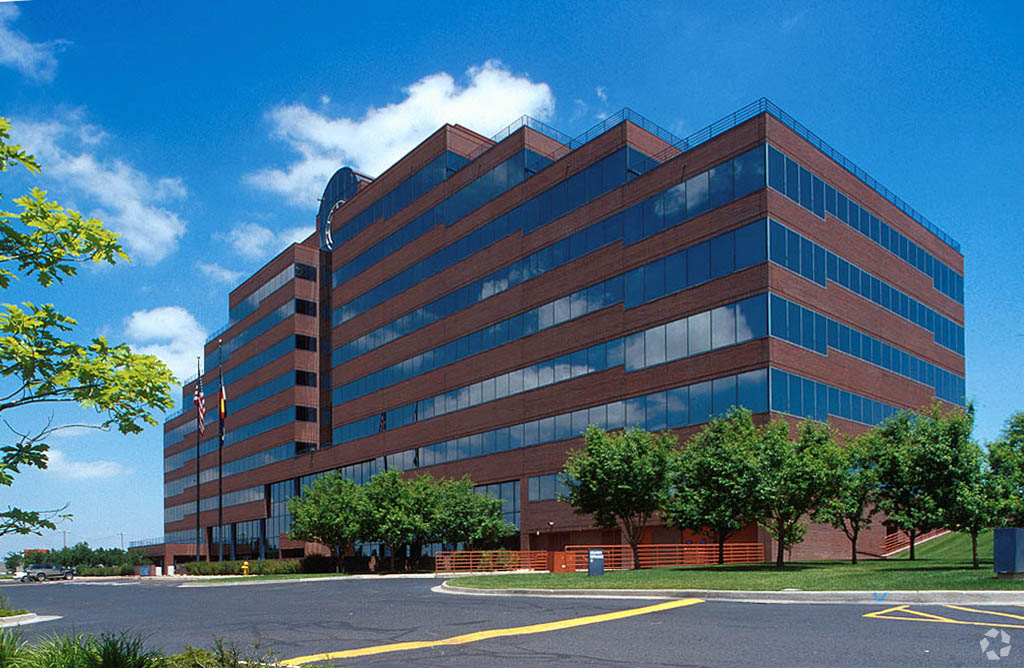 10065 E Harvard Avenue Capital Realty Group