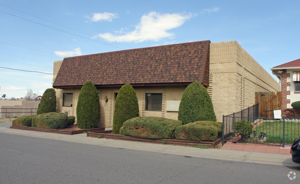 14521454 Kenton Street Capital Realty Group